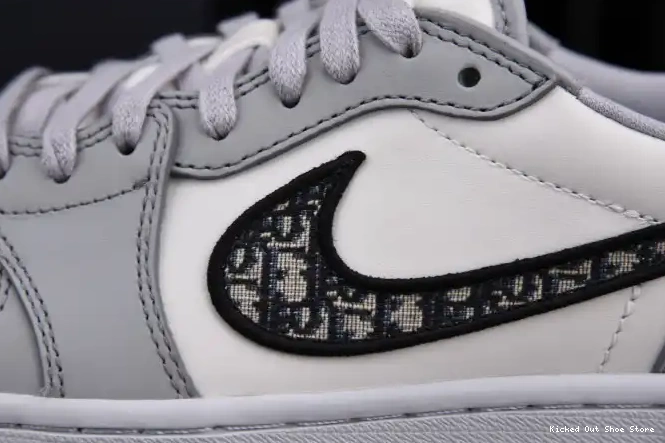 Kicked Out Shoe Store box) 1 DR JORDAN OG X CN8607-002 (DR shoe LOW 0613
